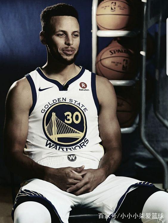 斯基拉：拉莫斯宣布他将离开蒙特雷，他希望重返欧洲踢球（斯基拉：拉莫斯确认离开蒙特雷，盼重返欧洲征战）