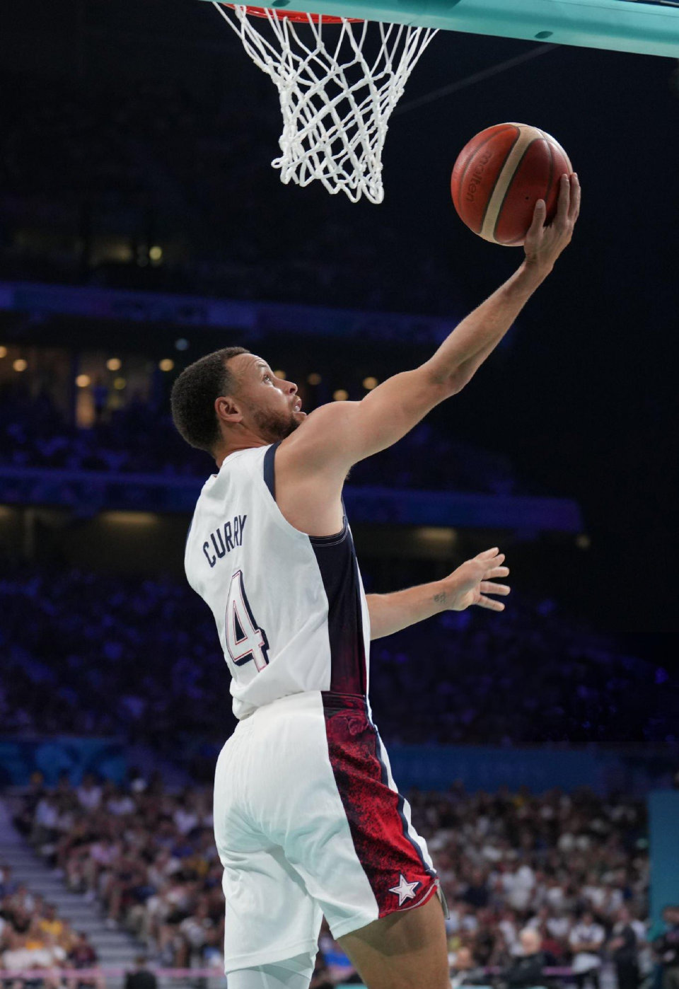 半场：亚特兰大0-1萨索洛，皮纳蒙蒂造点，贝拉尔迪点射（半场战报：亚特兰大0-1萨索洛，皮纳蒙蒂造点，贝拉尔迪点球破门）