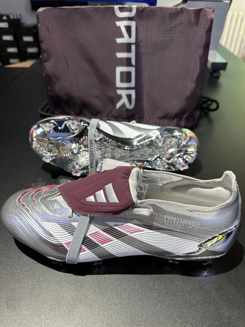 德容恩谈赢切尔西：他们是世俱杯冠军，但我们清楚该如何去踢（德容恩谈胜切尔西：对手是世俱杯冠军，我们清楚该如何应对）