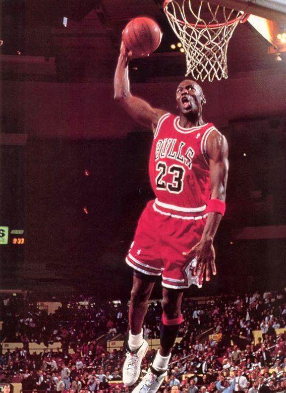 卡斯尔：东契奇是多次入选全明星的球员，不可能完全阻止他（卡斯尔：东契奇多次全明星在身，想彻底限制他不现实）