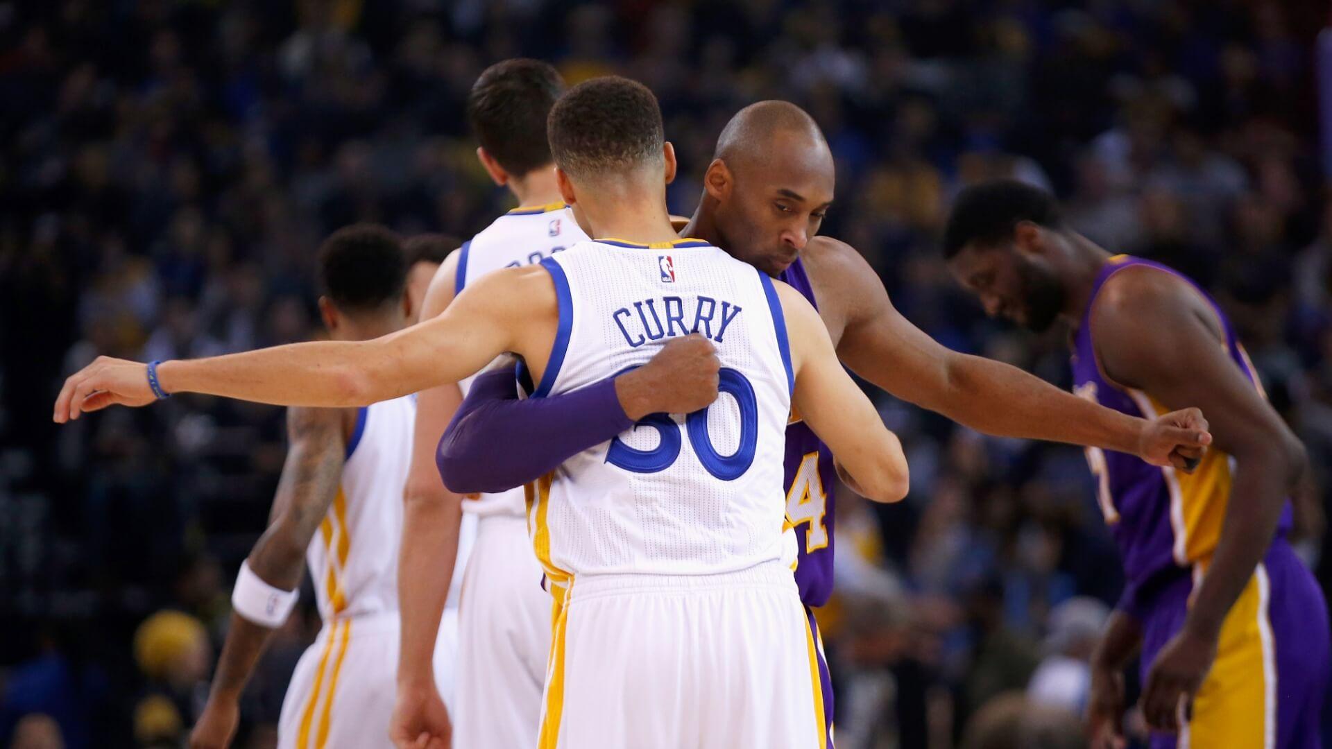 阿西尼翁：孔帕尼能让球员愿意闭着眼睛跟随他上场拼战（阿西尼翁：孔帕尼让球员愿意毫不犹豫地跟他上场拼搏）