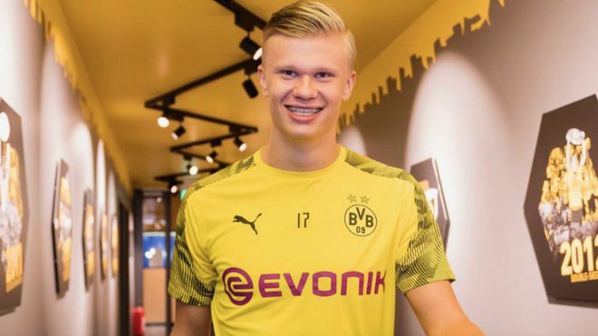 是否会拒签看世界杯的球迷？白宫官员：签证关乎国家安全（白宫官员称签证事关国家安全：世界杯观赛球迷会被拒签？）