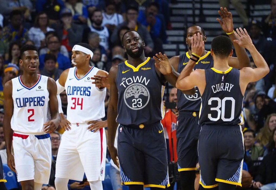 新一轮的欧冠势力版图更新：本轮阿森纳击败拜仁慕尼...（欧冠格局再洗牌：阿森纳本轮击败拜仁慕尼黑）